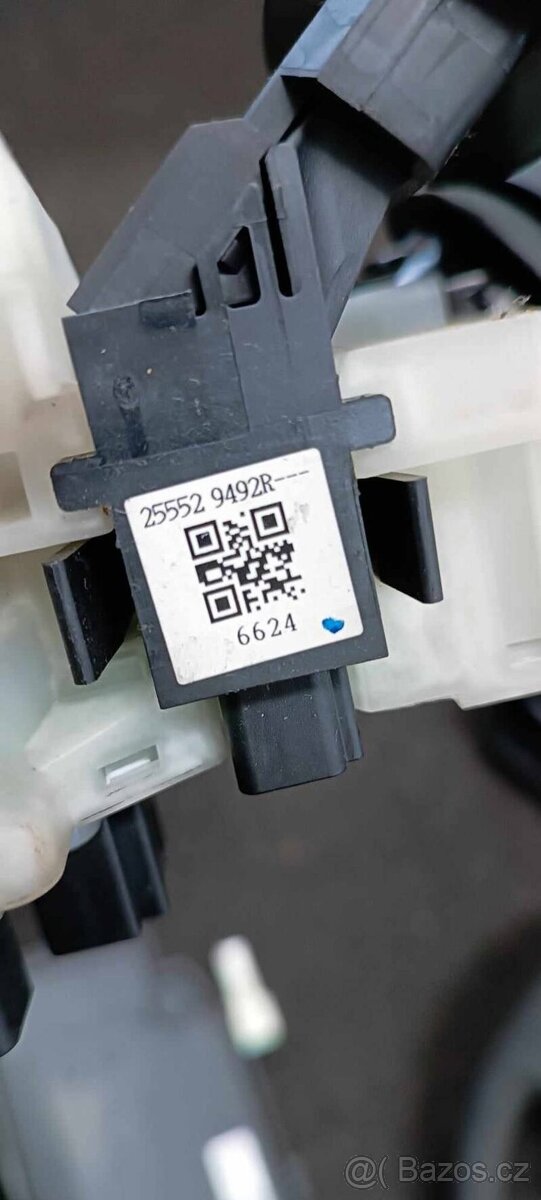 Renault Master III 2.3DCI páčky pod volant, VOLANT NEMÁM - 4