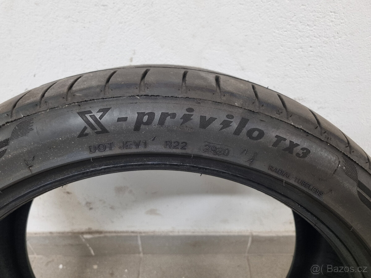 Letní Tracmax 245/40/R19 1ks - 4