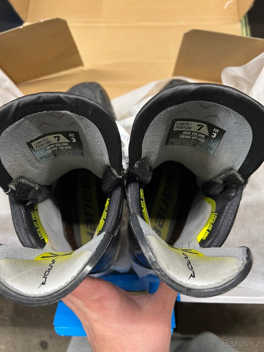 Brusle Bauer Hyperlite 2 - 4