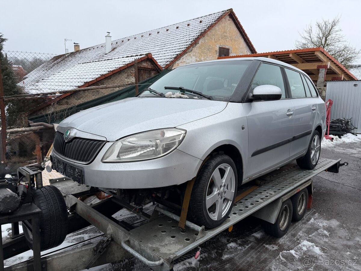 Škoda Fabia 2 combi LA7W - 4