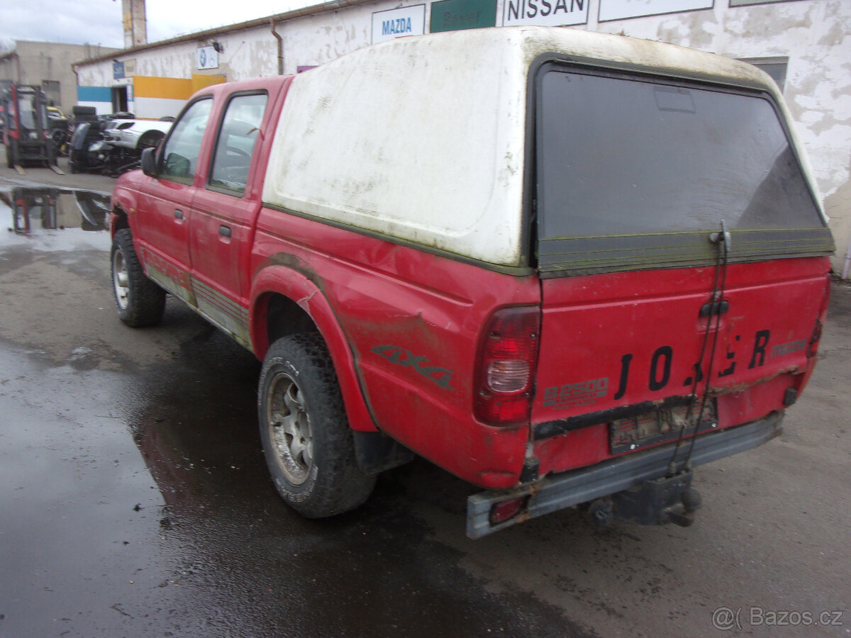 Mazda B2500 - 4