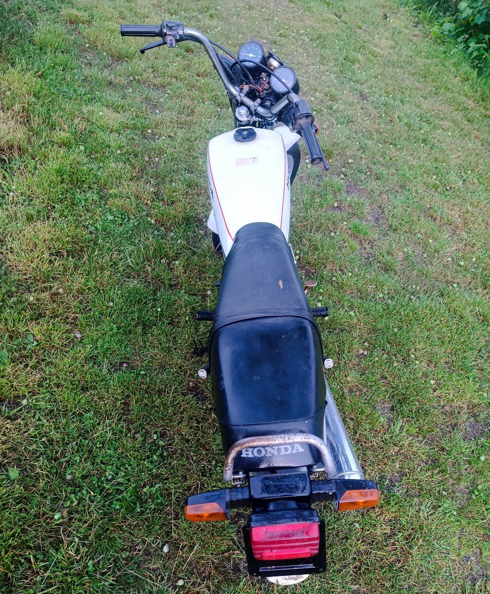 Honda 125 - 4