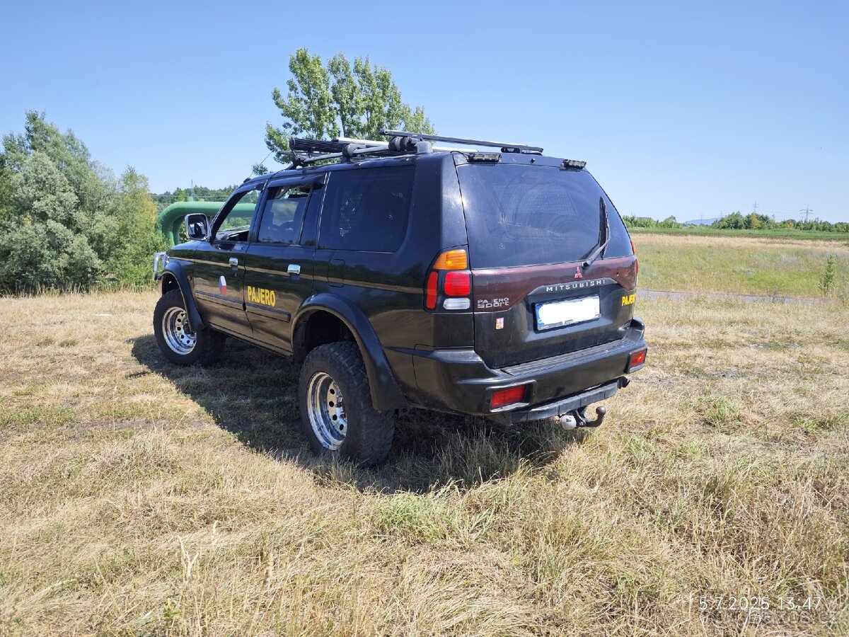 Mitsubishi Pajero Sport 2.5TD