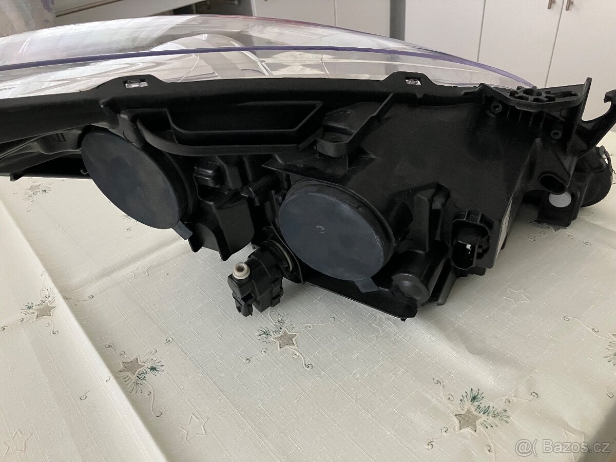 Přední světla peugeot 3008 - 4