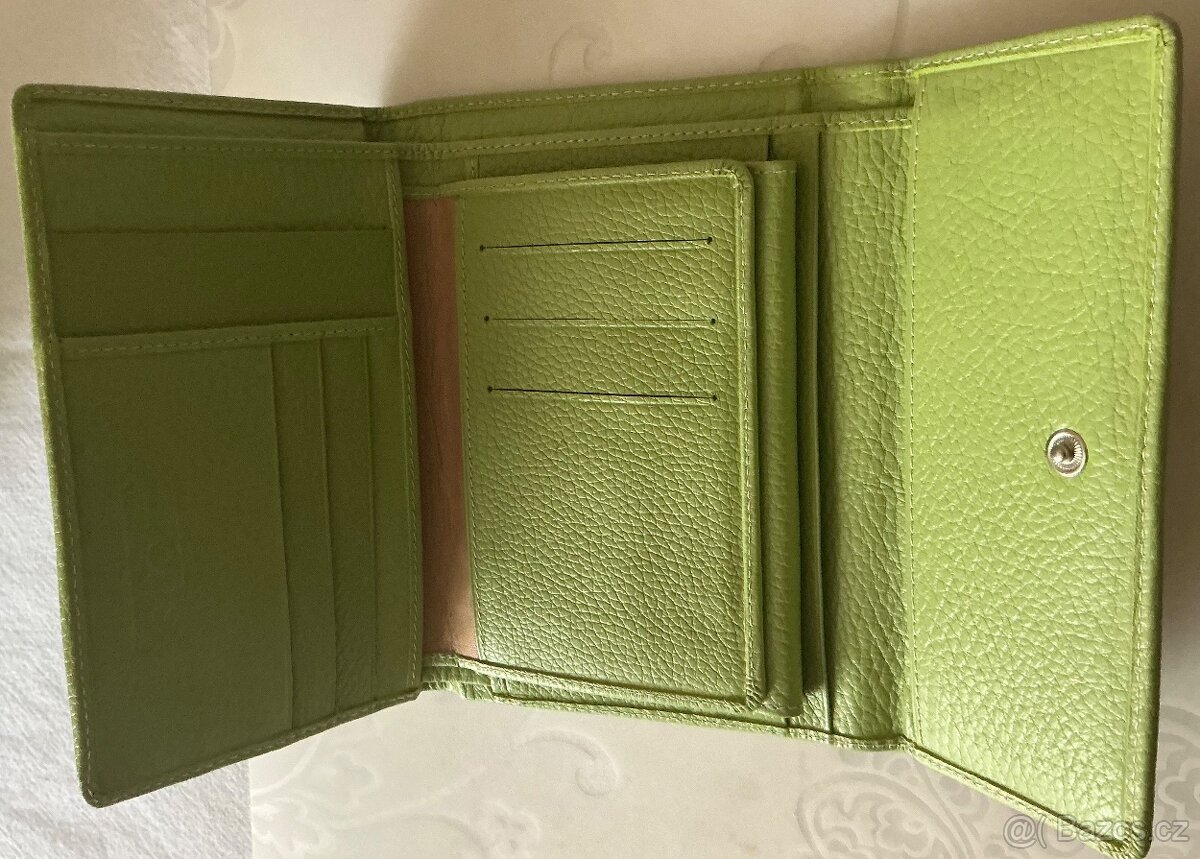 Dámská peněženka á la Tod´s - 4