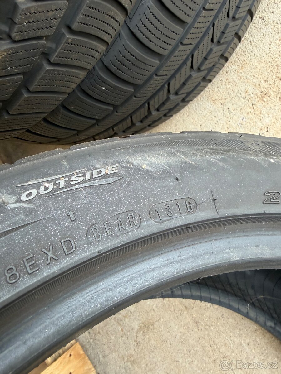 Nexen 275/40 R20 - 4