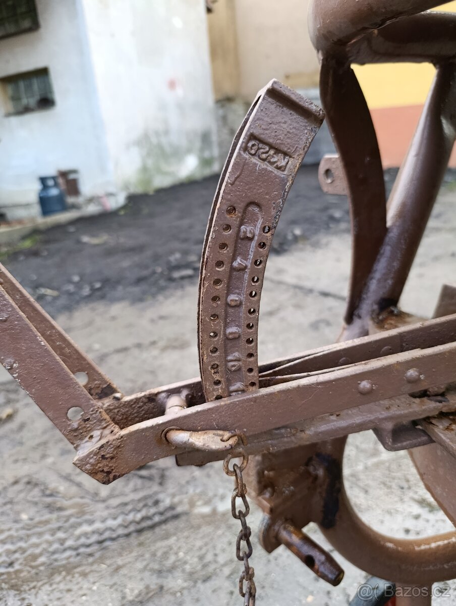 Rozmetadlo průmyslových hnojiv - 4