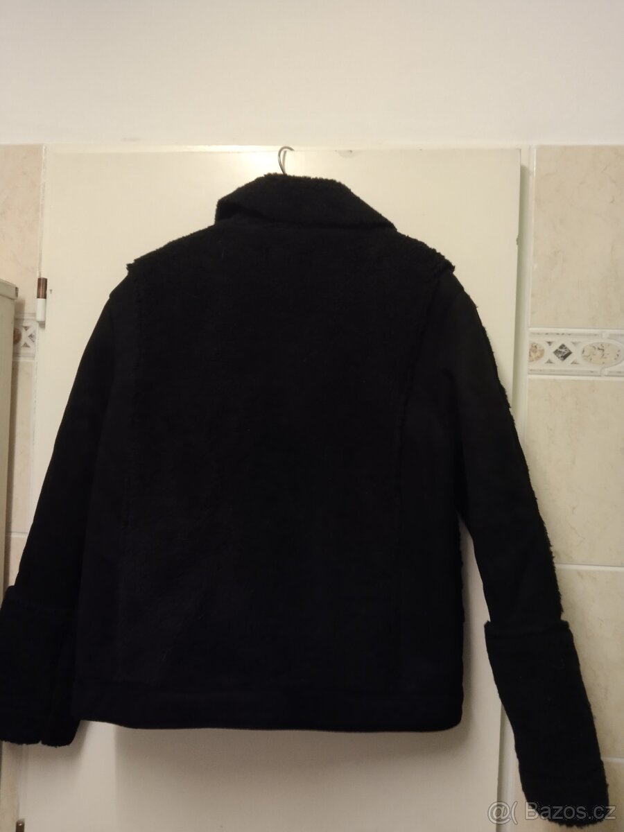 MinkPink damský zimní kabátek velikost S. - 4