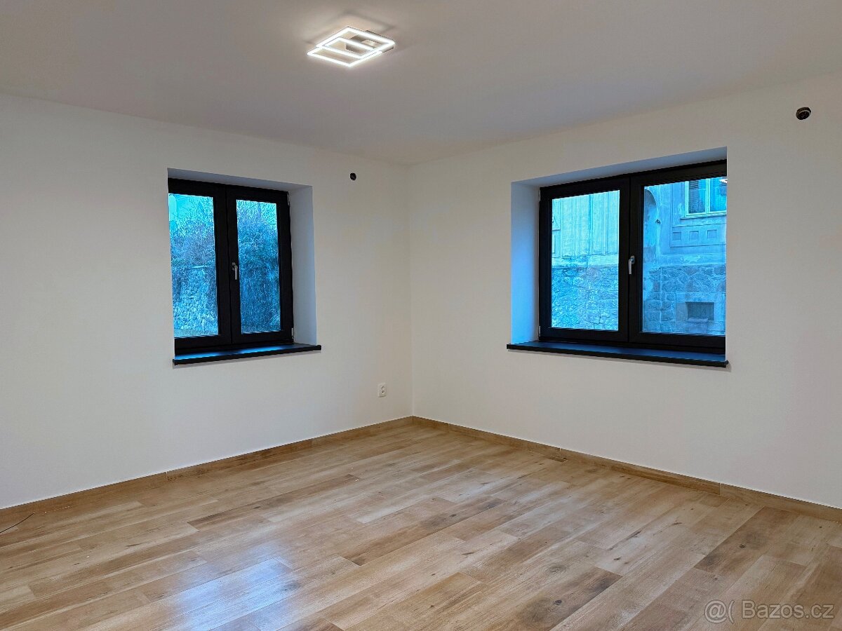 PRonájem zrekonstruovaného bytu 3+kk Zahořany - 4