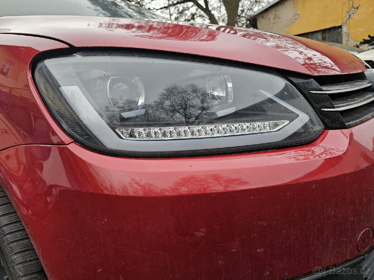 Přední část vozu, předek VW Caddy IV - 4