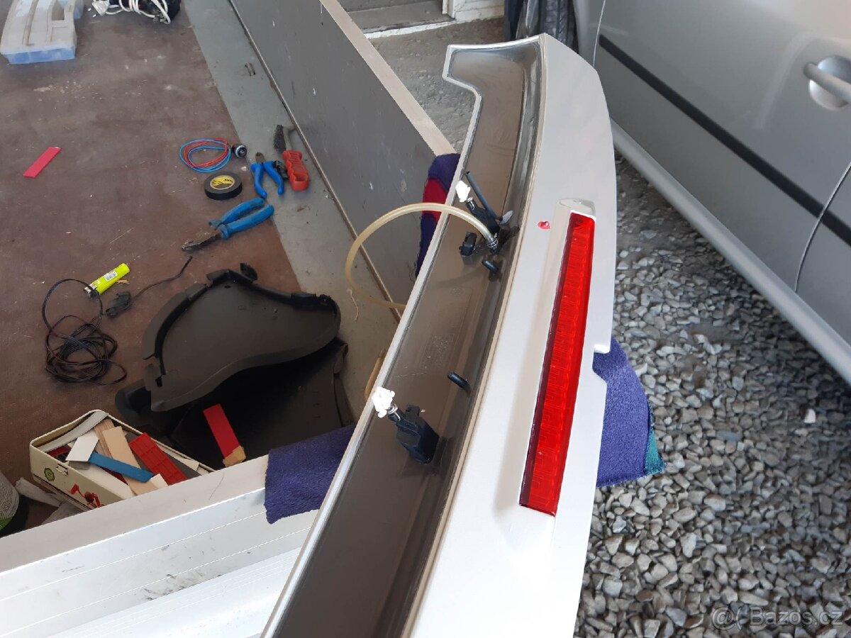 Křídlo octavia 1 RS combi - 4