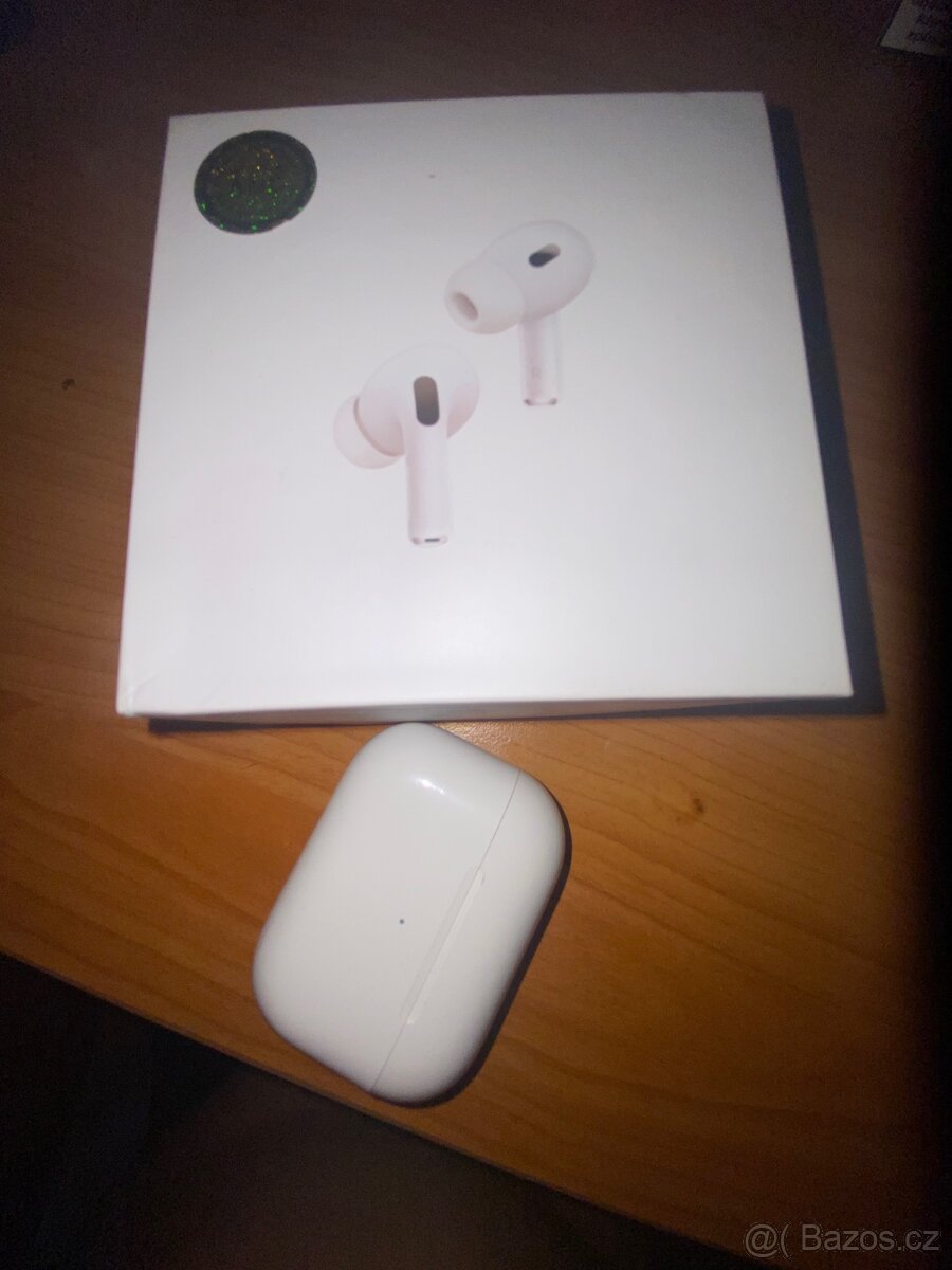 Apple AirPods Pro 2 - 4