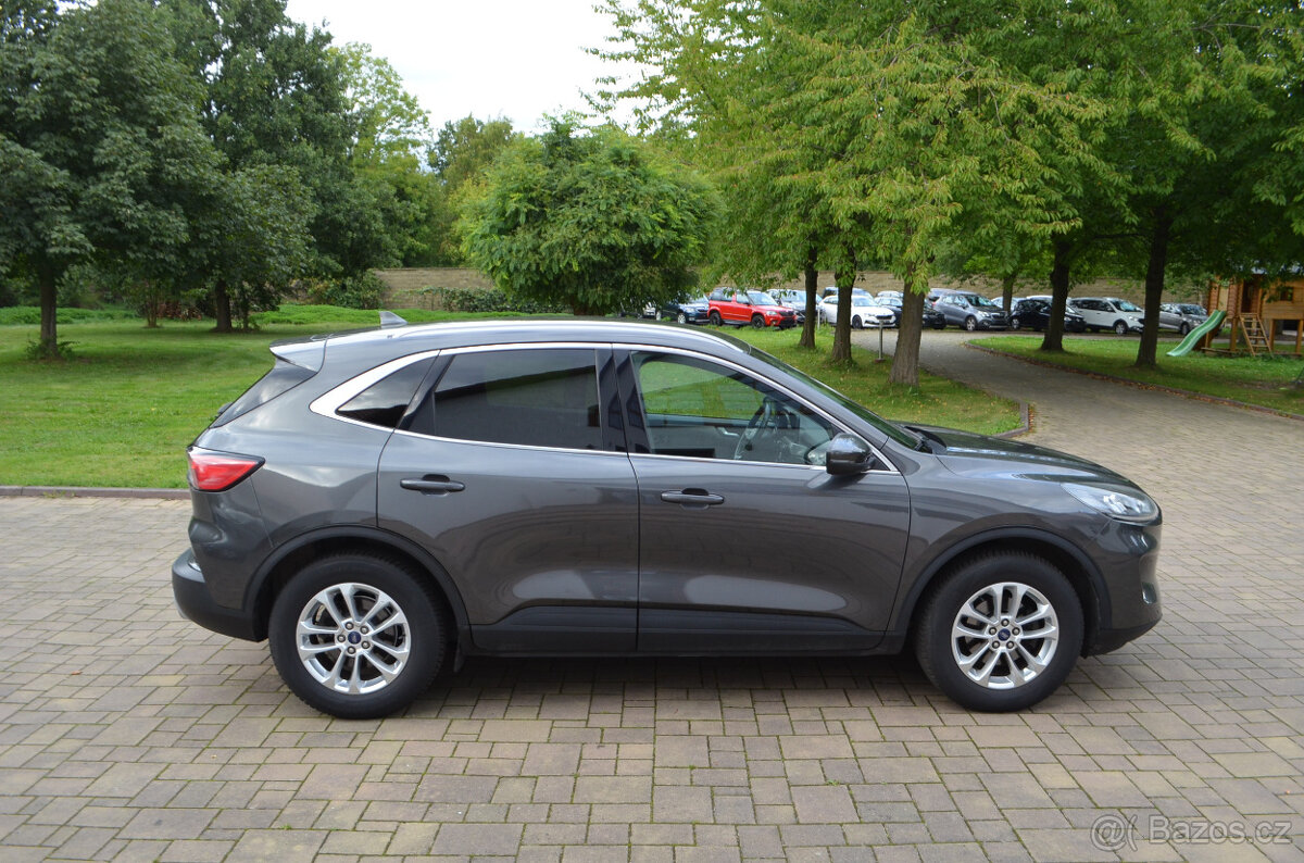 PRODÁM FORD KUGA TITANIUM 1.5TDCI 2021 AUT. NOVÝ MODEL - 4