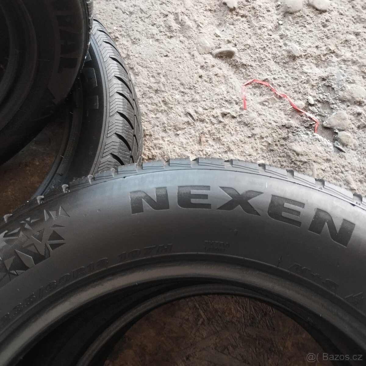 Zimní pneumatiky 235/55/18 - 4