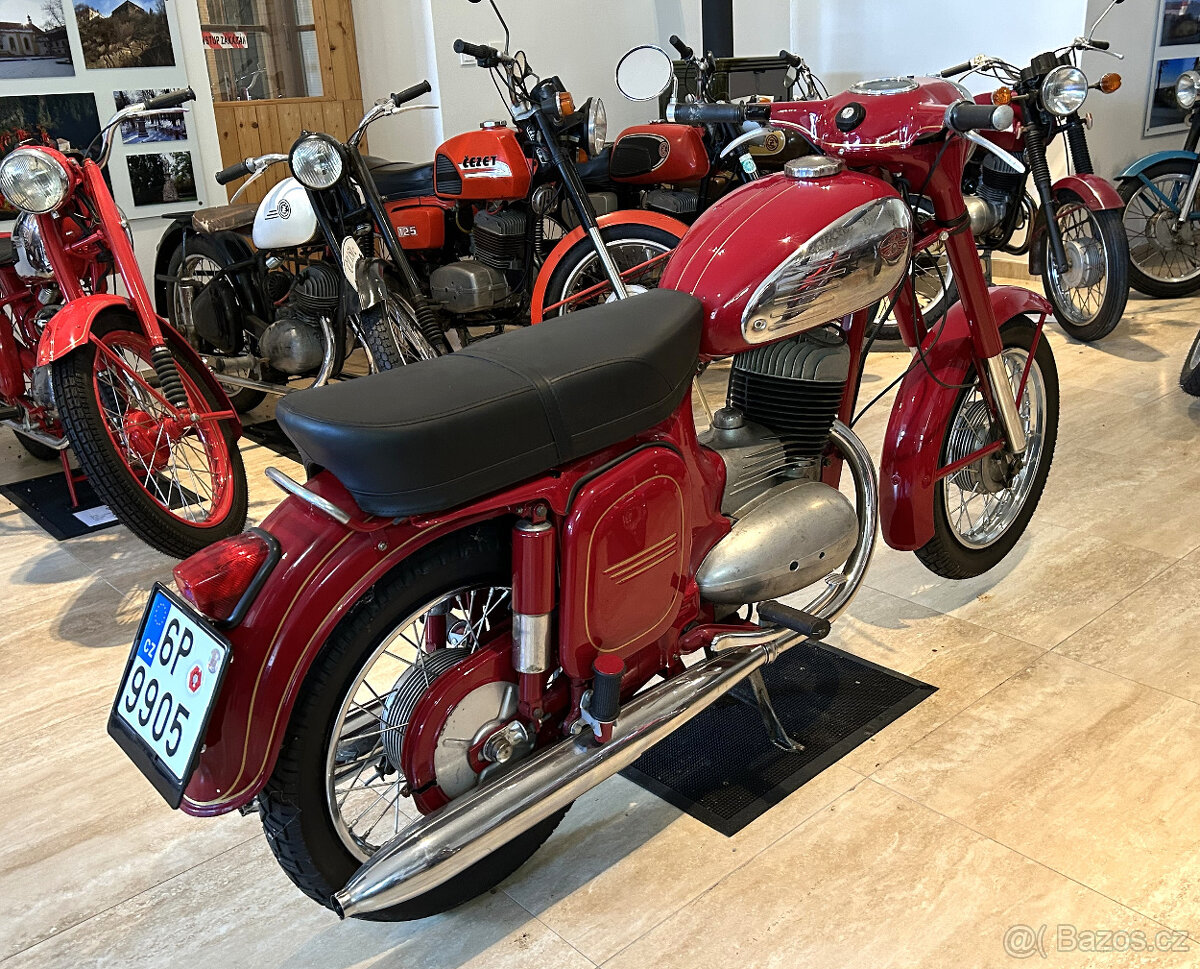 Jawa 250, typ 559, 1976 - 4