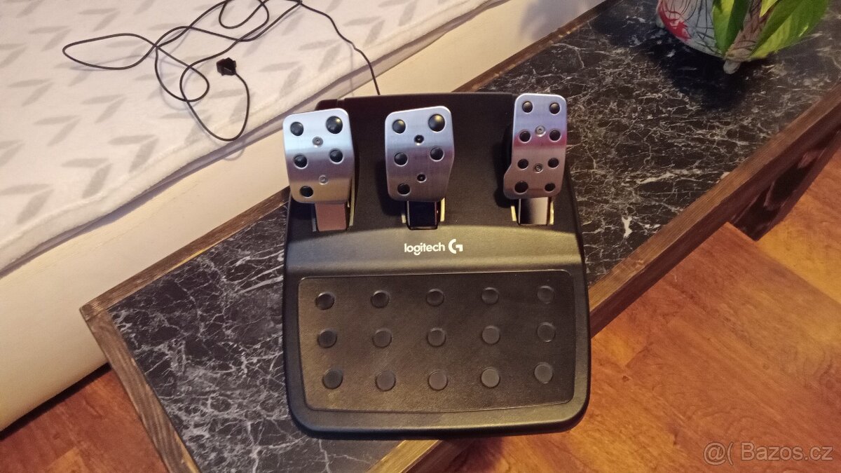 Logitech G920 volant a pedály - 4