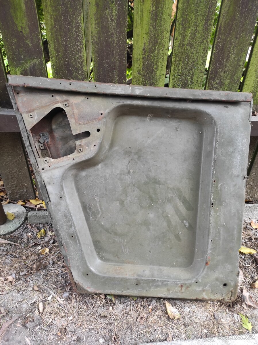 Dveře GAZ 69 A - 4