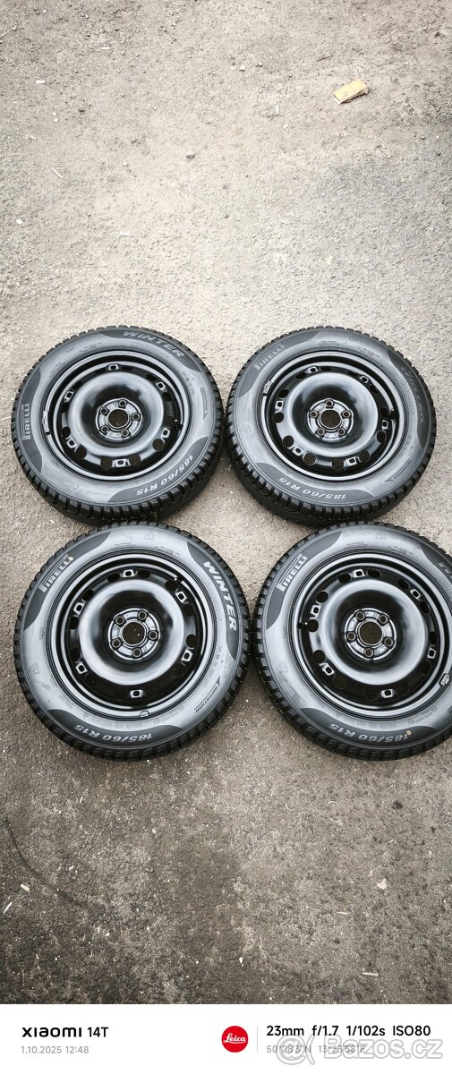 Zimní pneu+ disky škoda rapid,fabia 3 15" - 4