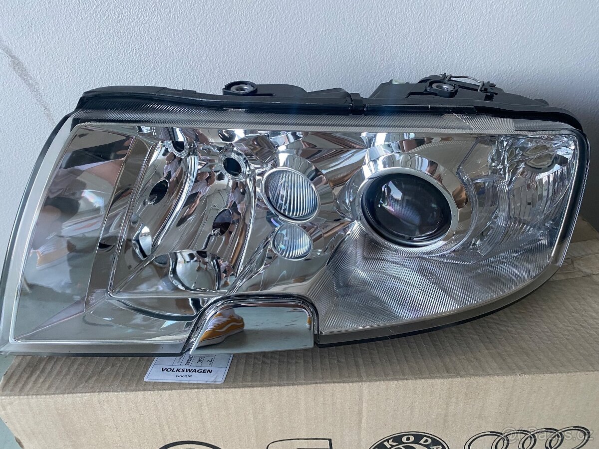 Xenony Škoda Superb - 4