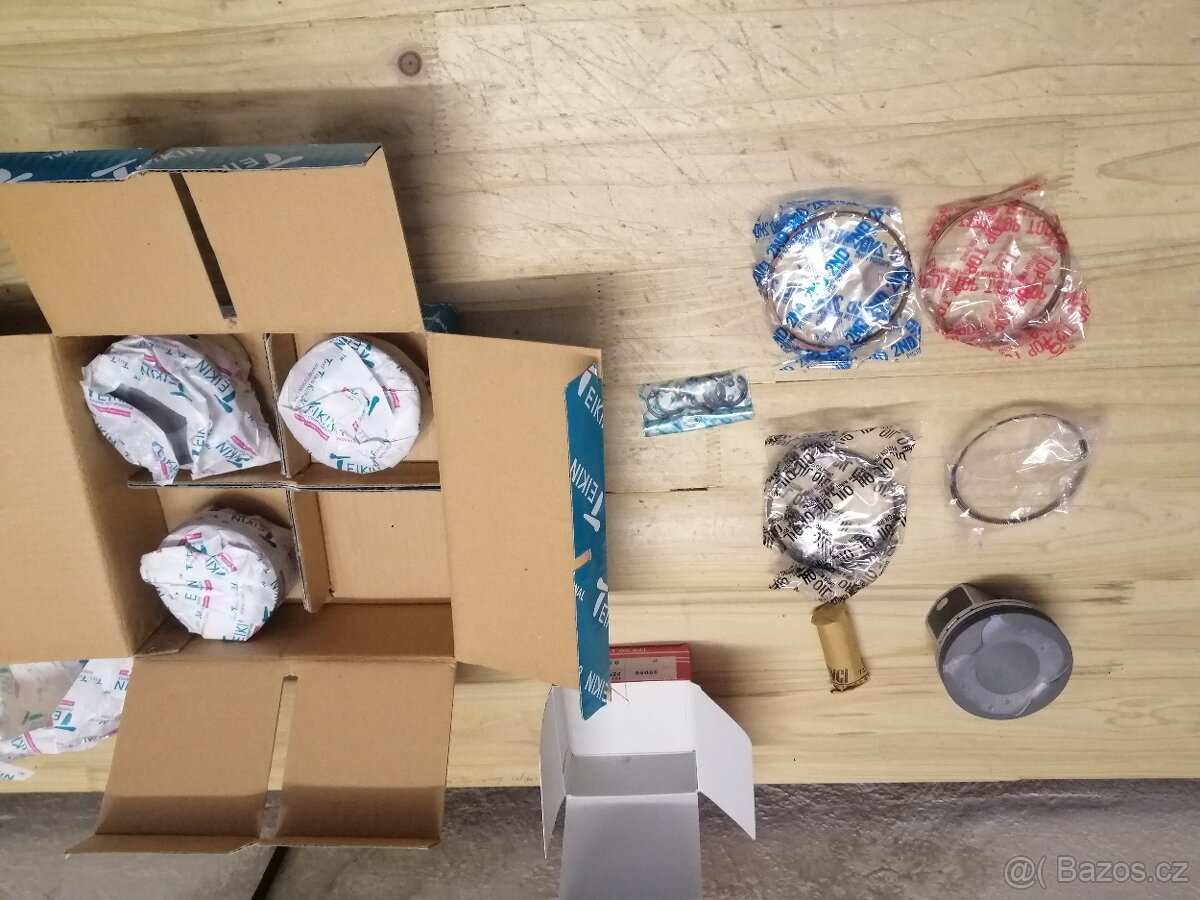 Sada opravných pístů motor 2ZR-FXE Toyota 1,8 - 4