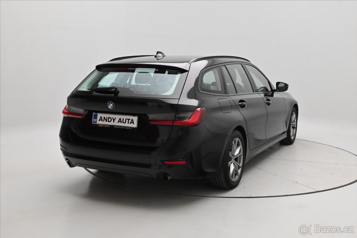 BMW Řada 3 2,0 320d 140kW Steptronic - 4