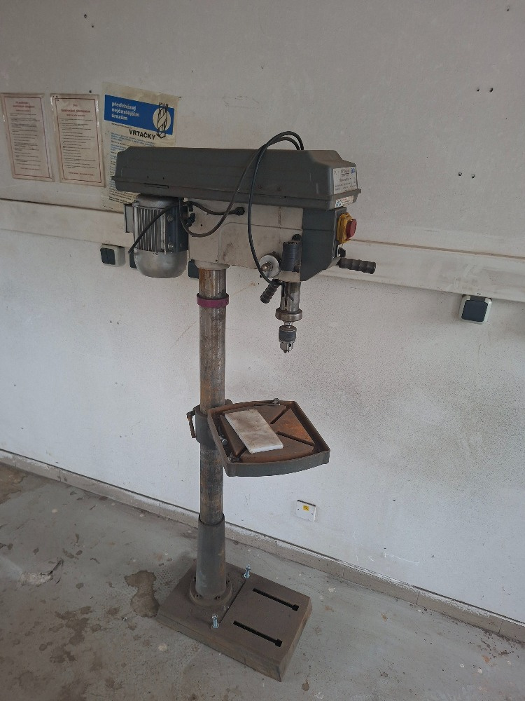 Dílenské vybavení - 4