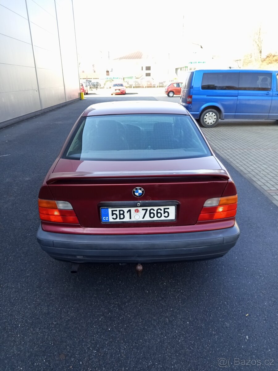 Bmw e36 318i - 4