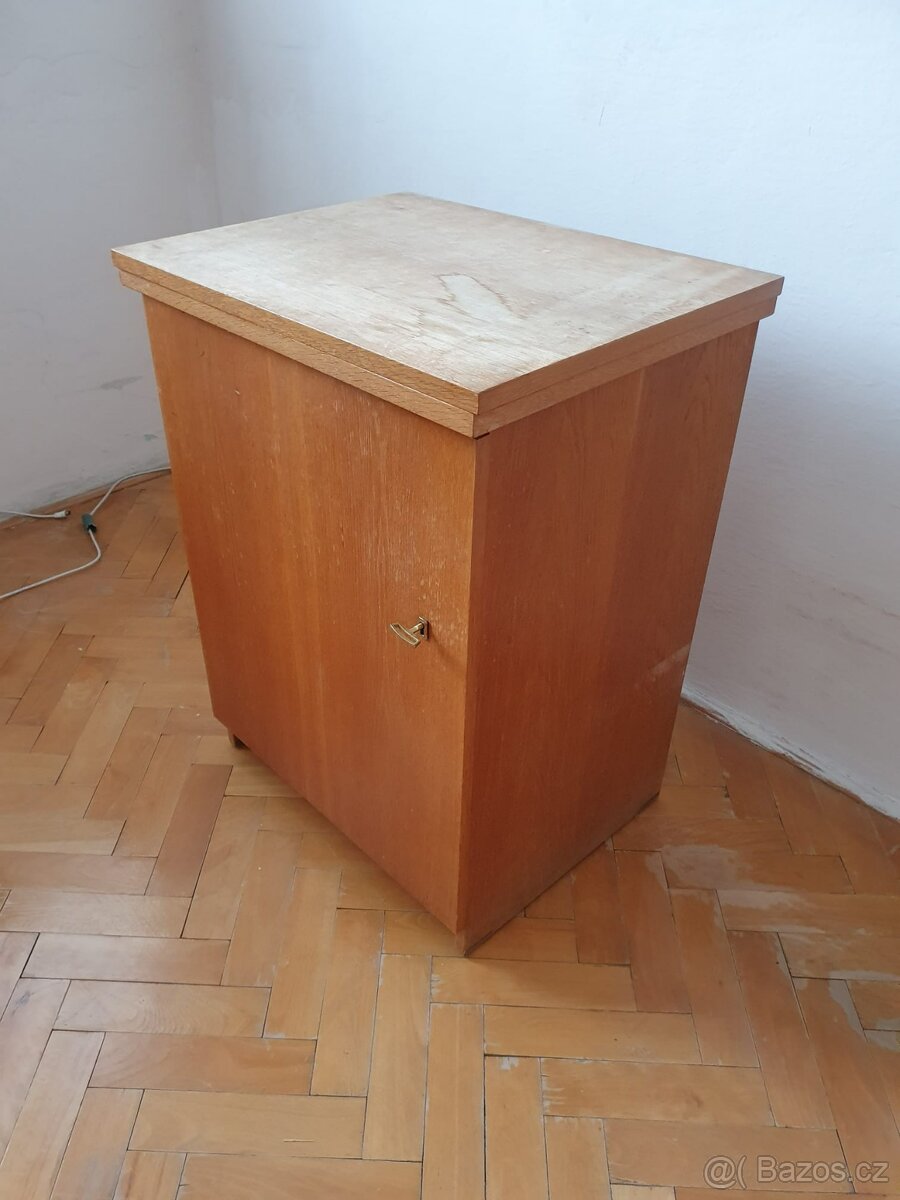 Šicí stroj Veritas - 4