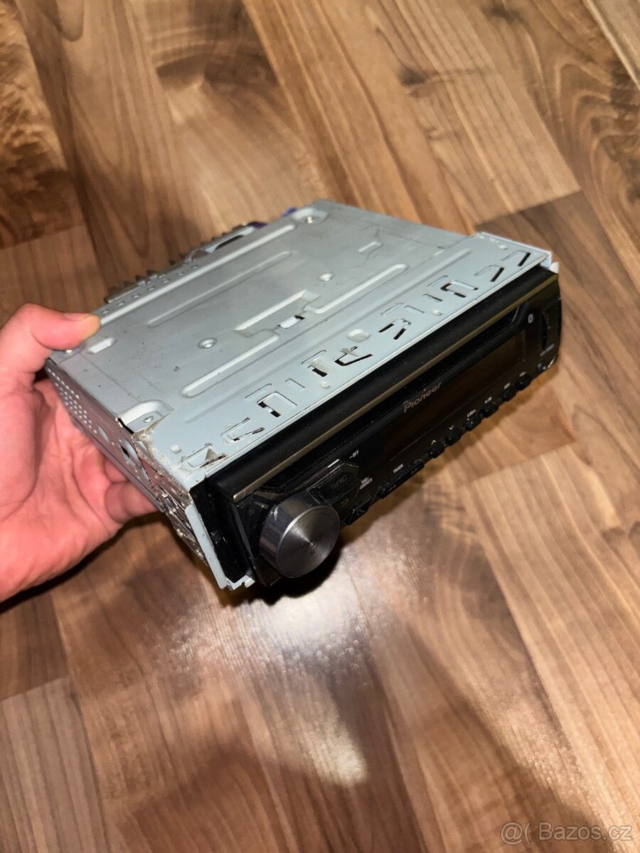 Pioneer deh-3900bt - 4