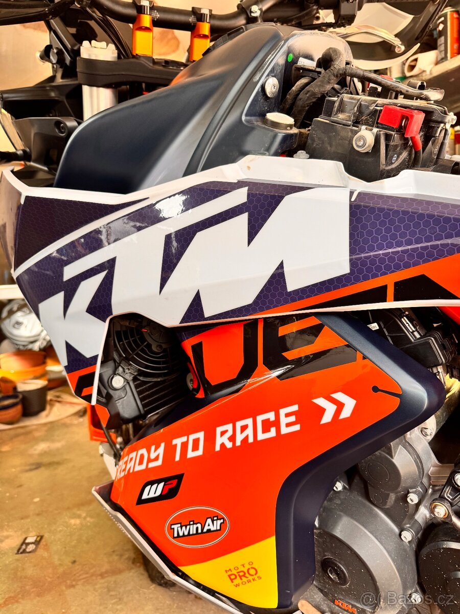KTM 890 Adventure R - 4