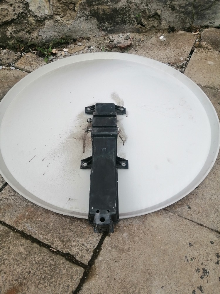 Komlet satelitni sestavu - 4