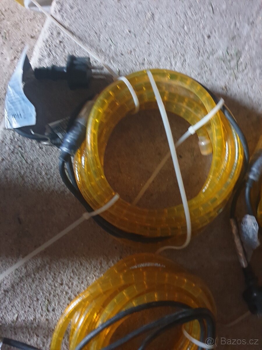 Svítící řetězy 5kusů cena za vše - 4