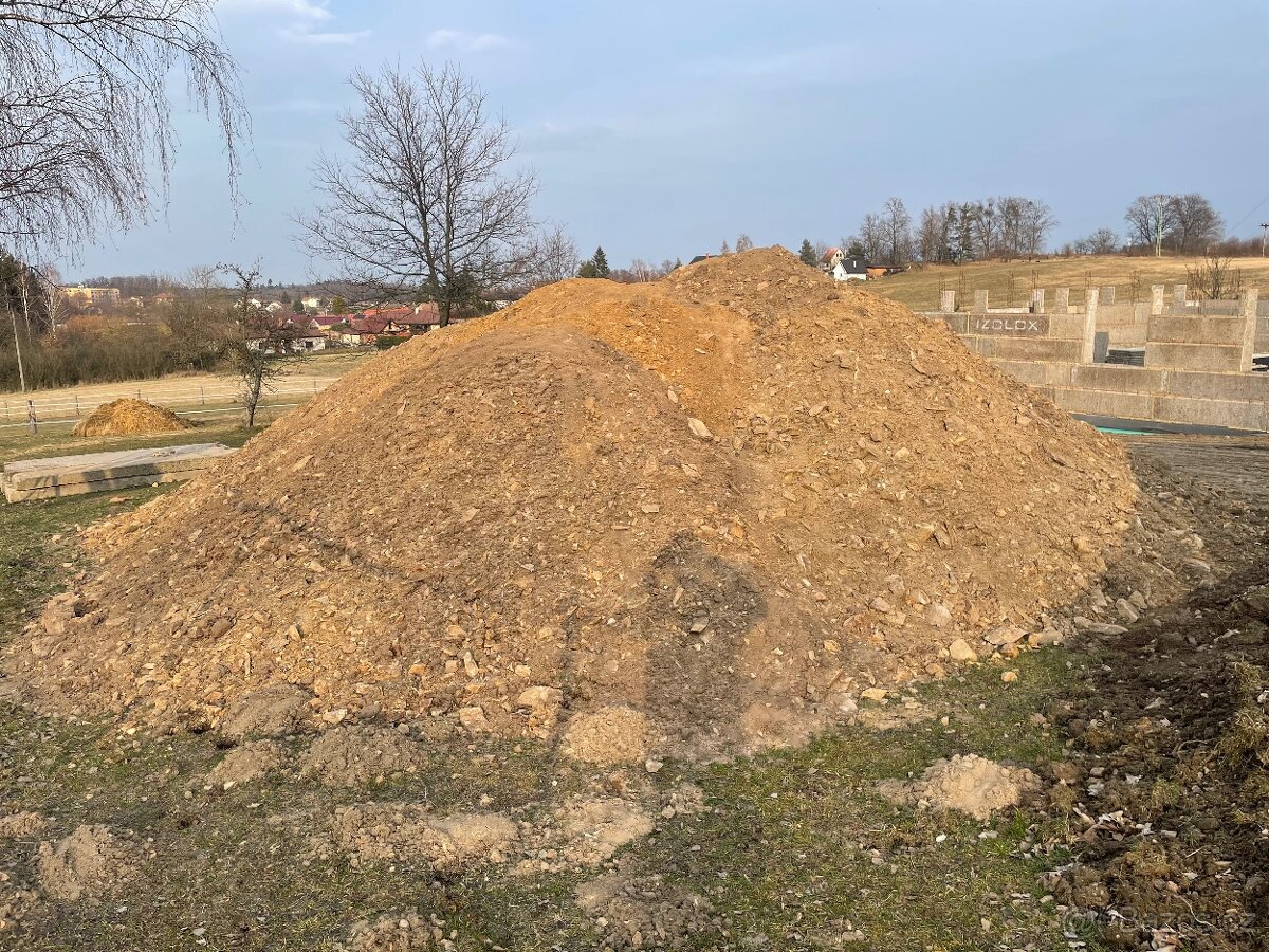 Kamenitá zemina - 4