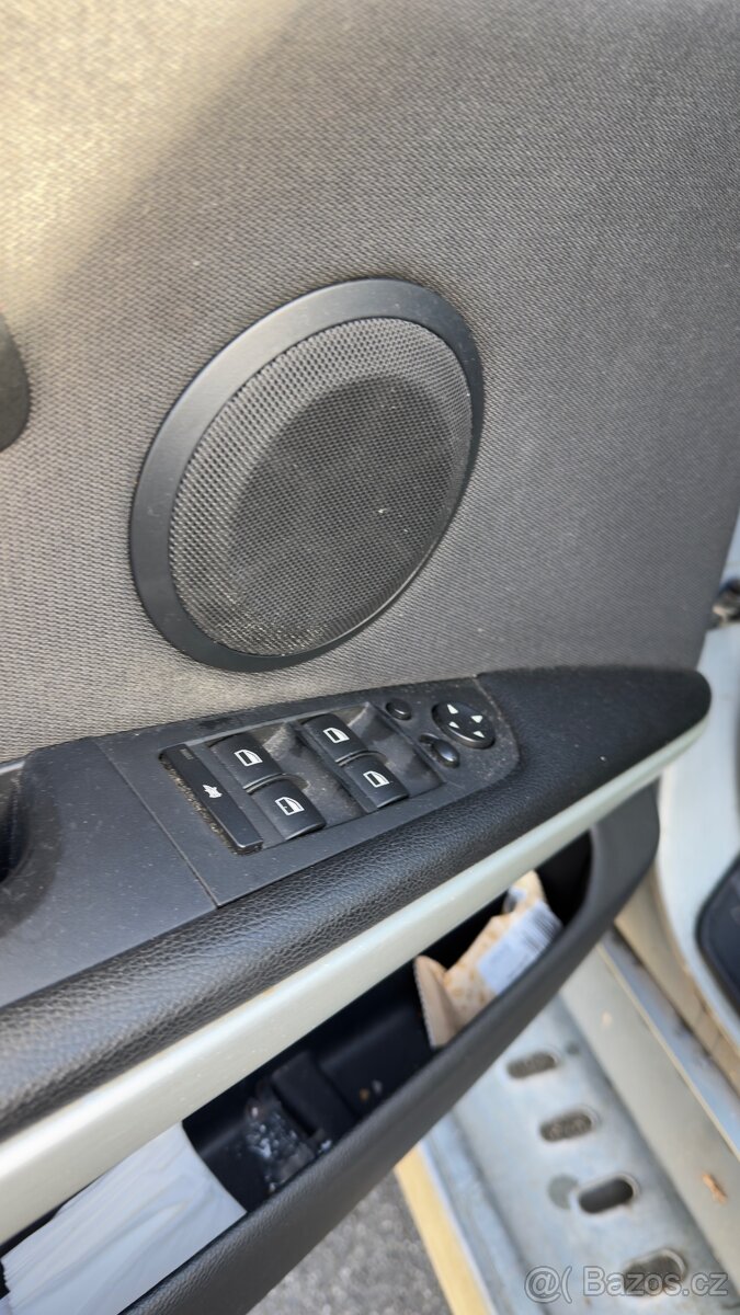 bmw e91 325d 145kw veškeré náhradní dily - 4