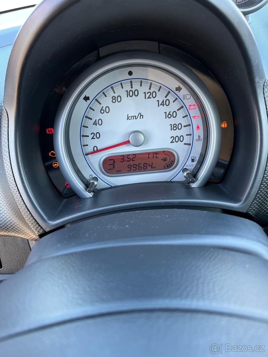 Prodám Suzuki Splah 1.2 - 4