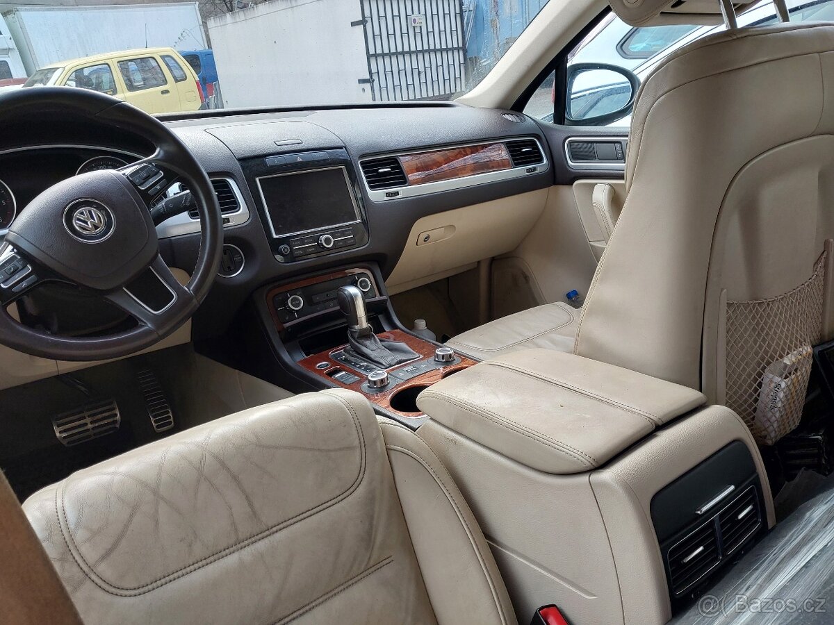 Volkswagen Touareg, 2011, 4.2l, 250kW, náhradní díly - 4