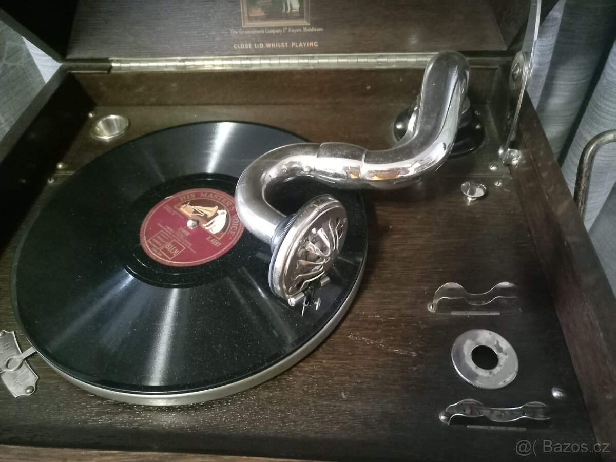 Salónní gramofon His Masters Voice - 4