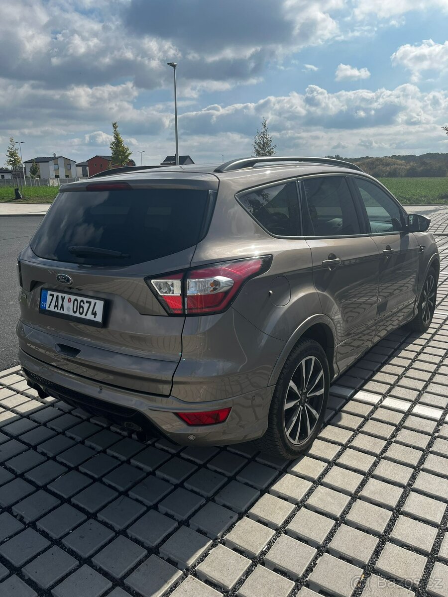 Ford Kuga ST-LINE - 4