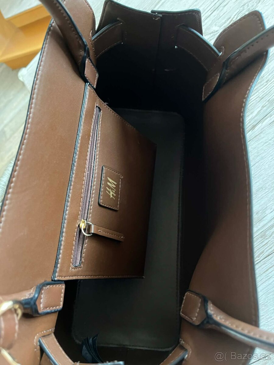 Hnědá kabelka - 4