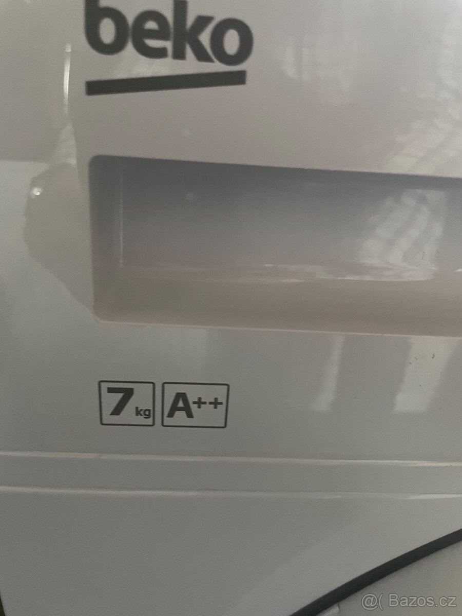 Nepoužitá sušička Beko DPS 7405GB5 - 4