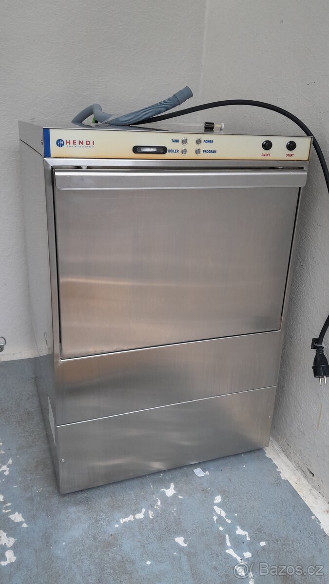 Profesionální Myčka na nádobí HENDI - 4