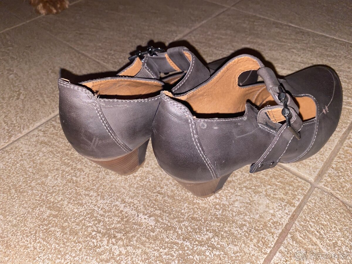 Boty 40 - 4