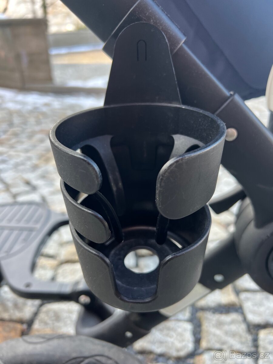 Kočárek Bugaboo Buffalo s bohatým prislusenstvim - 4