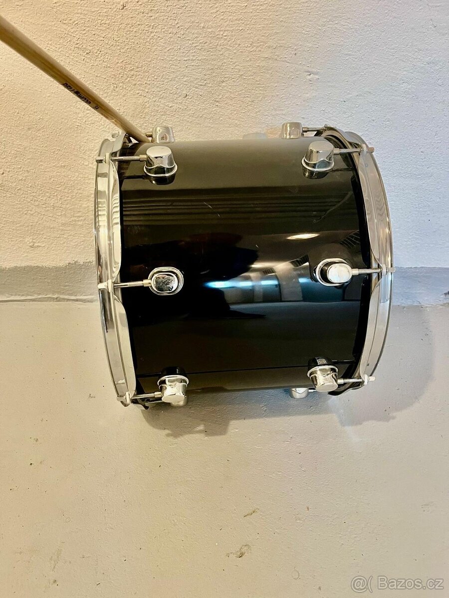 Basix Buben na fandění. - 4