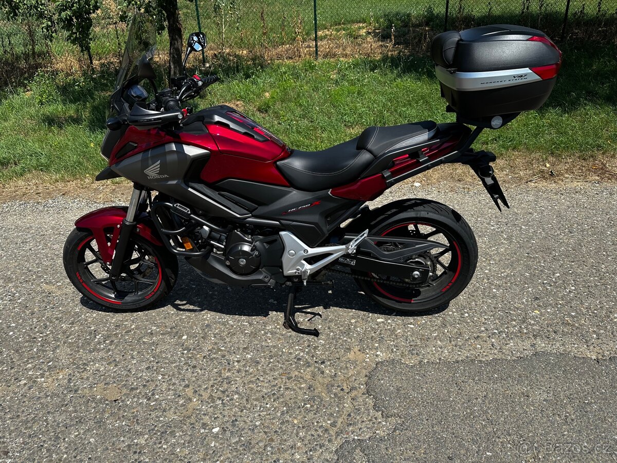 Honda NC750x - 4