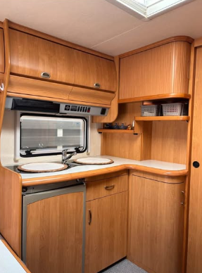 Karavan 2001 Hobby 460 - 4