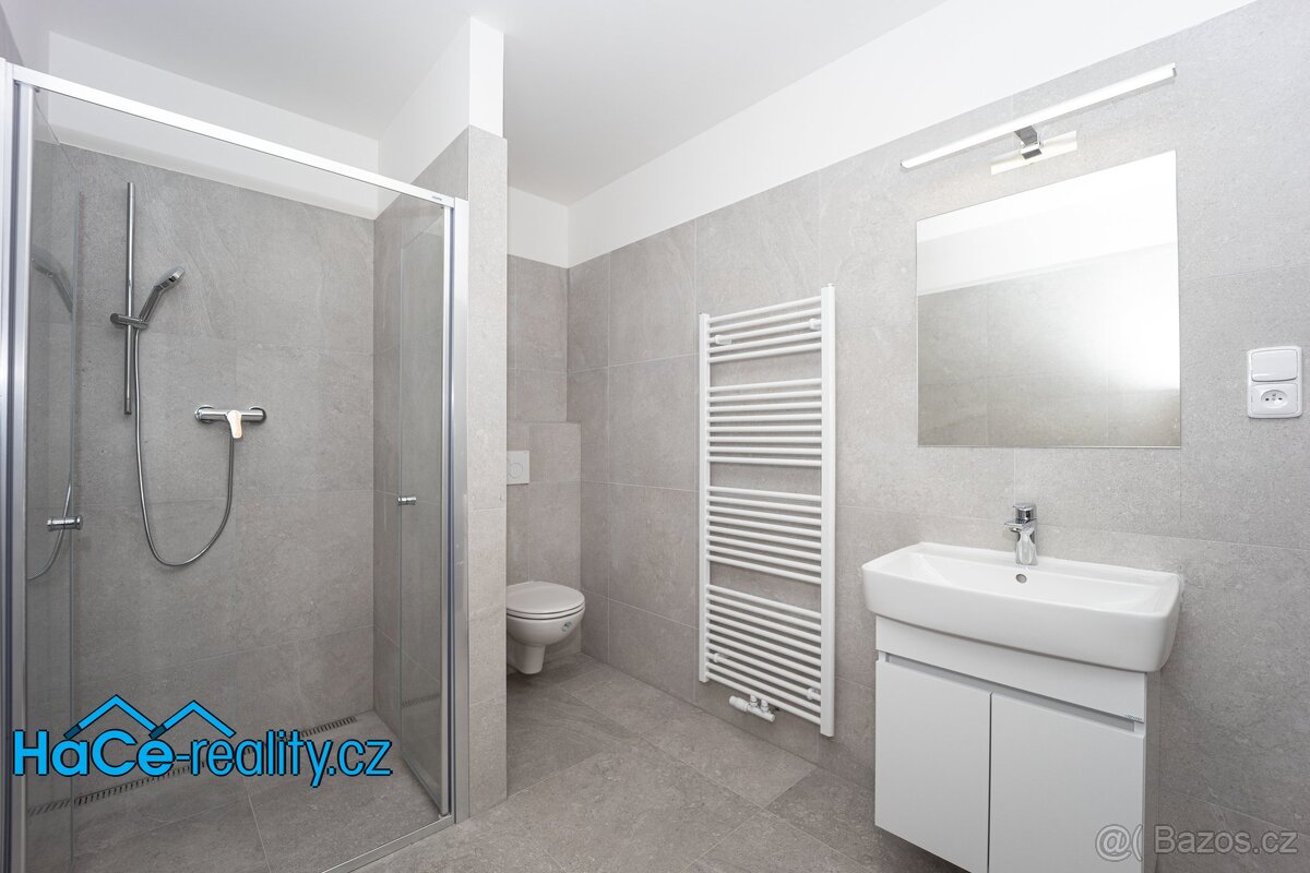 Pronájem bytu 1+kk 35 m², Kvasiny, ev.č. 00132 - 4