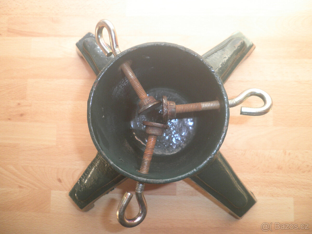 Stojan na vánoční stromek - 4