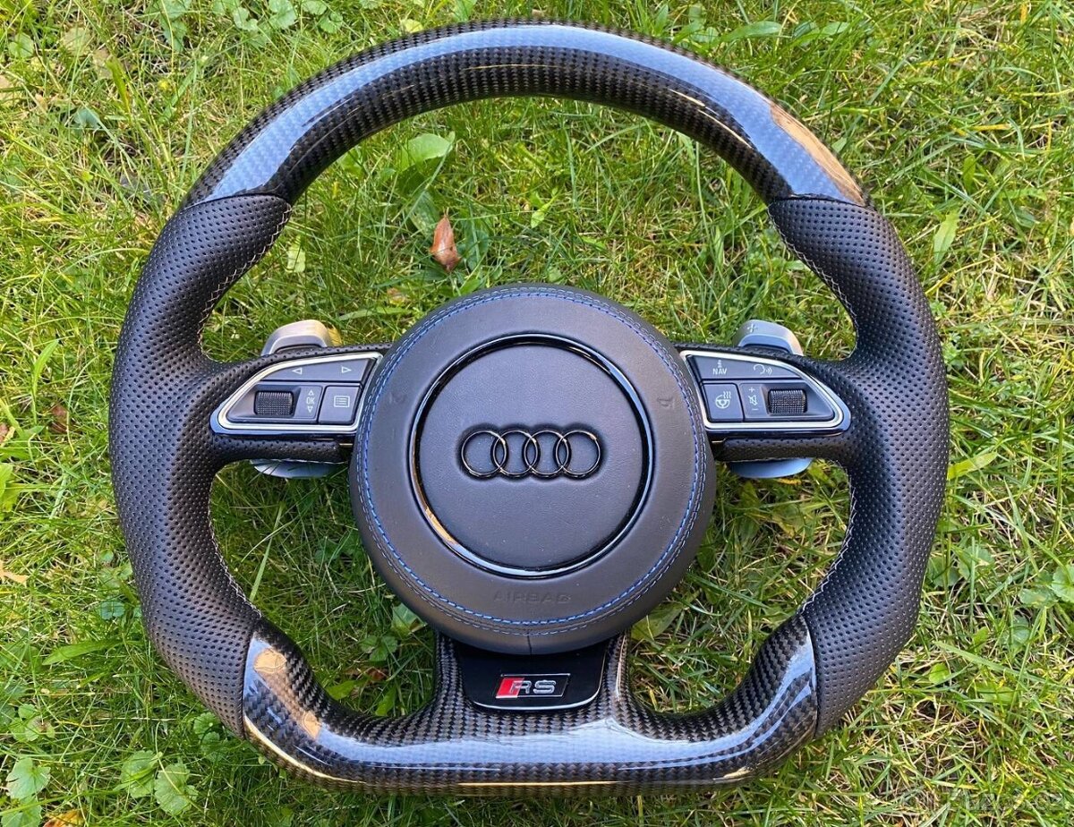 AUDI VOLANT KARBONOVY - zkoseny - karbon - perforovana kuže - 4