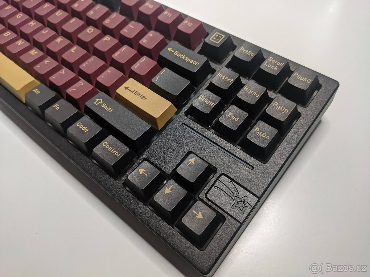 Custom bezdrátová mechanická klávesnice EPOMAKER - 4